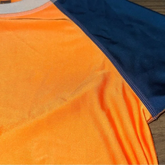 Tea Collection Rash Guard - Picture 3 of 4